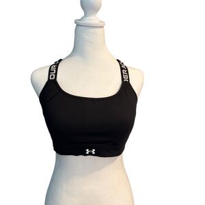Under armour woman’s sports bra NWOT